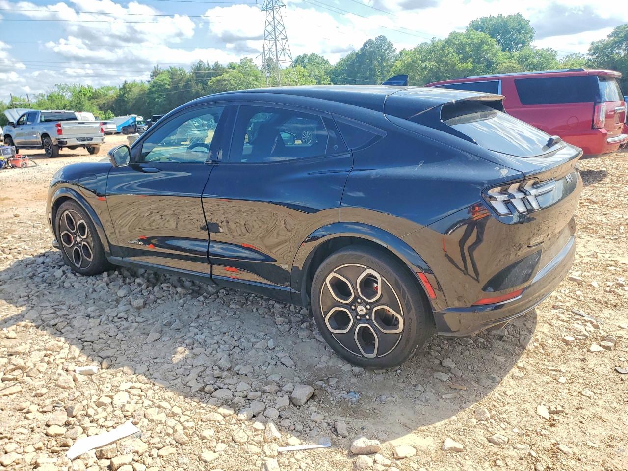 FORD MUSTANG MACH-E 2021 — 3