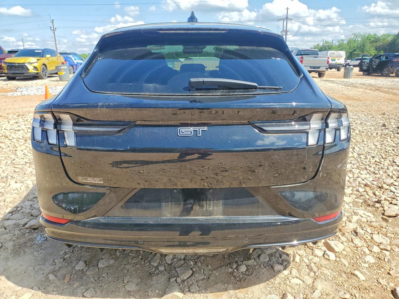 FORD MUSTANG MACH-E 2021 — 7