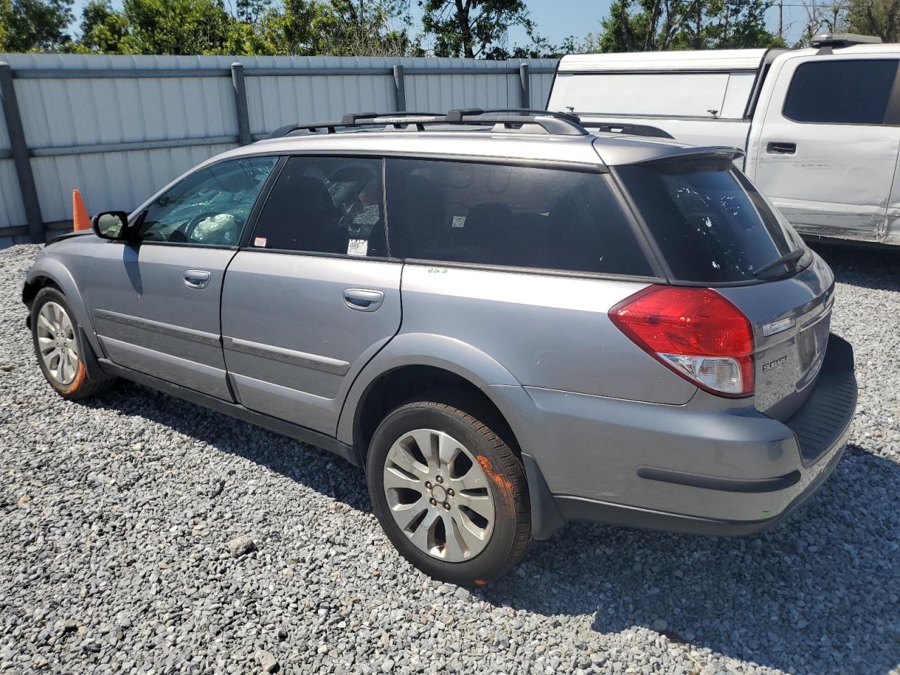 SUBARU OUTBACK 2009 — 3