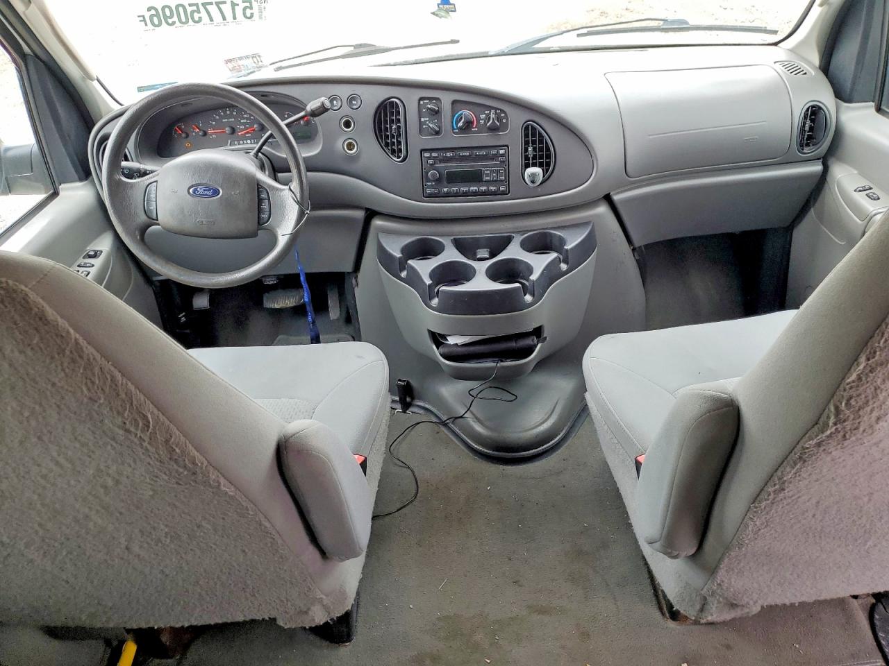 FORD ECOLINE 2008 — 9