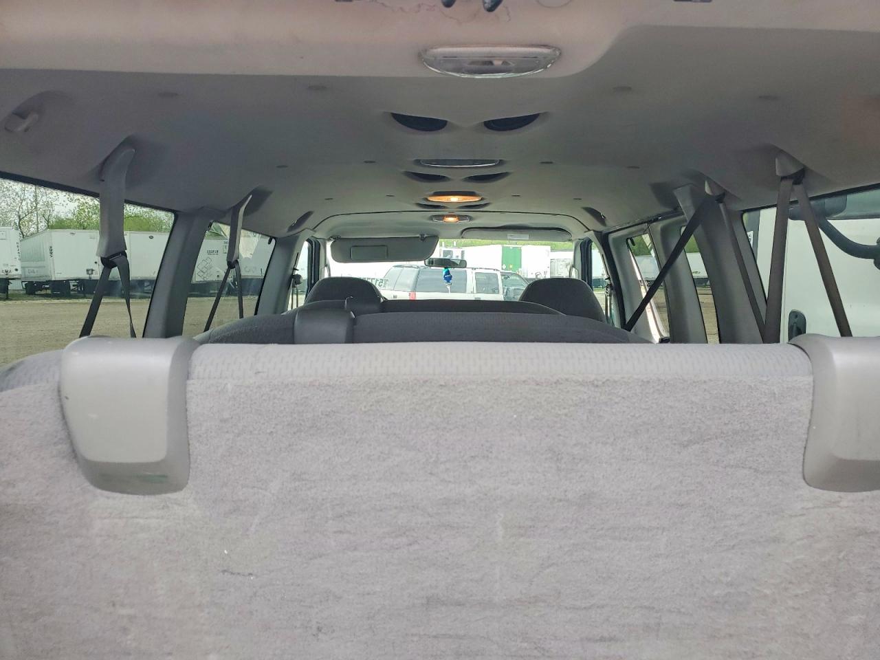 FORD ECOLINE 2008 — 11