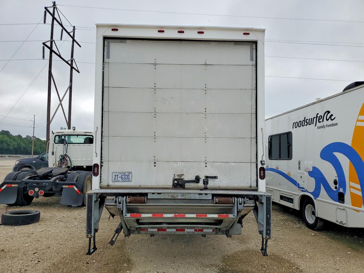 INTERNATIONAL 4000 2019 — 7