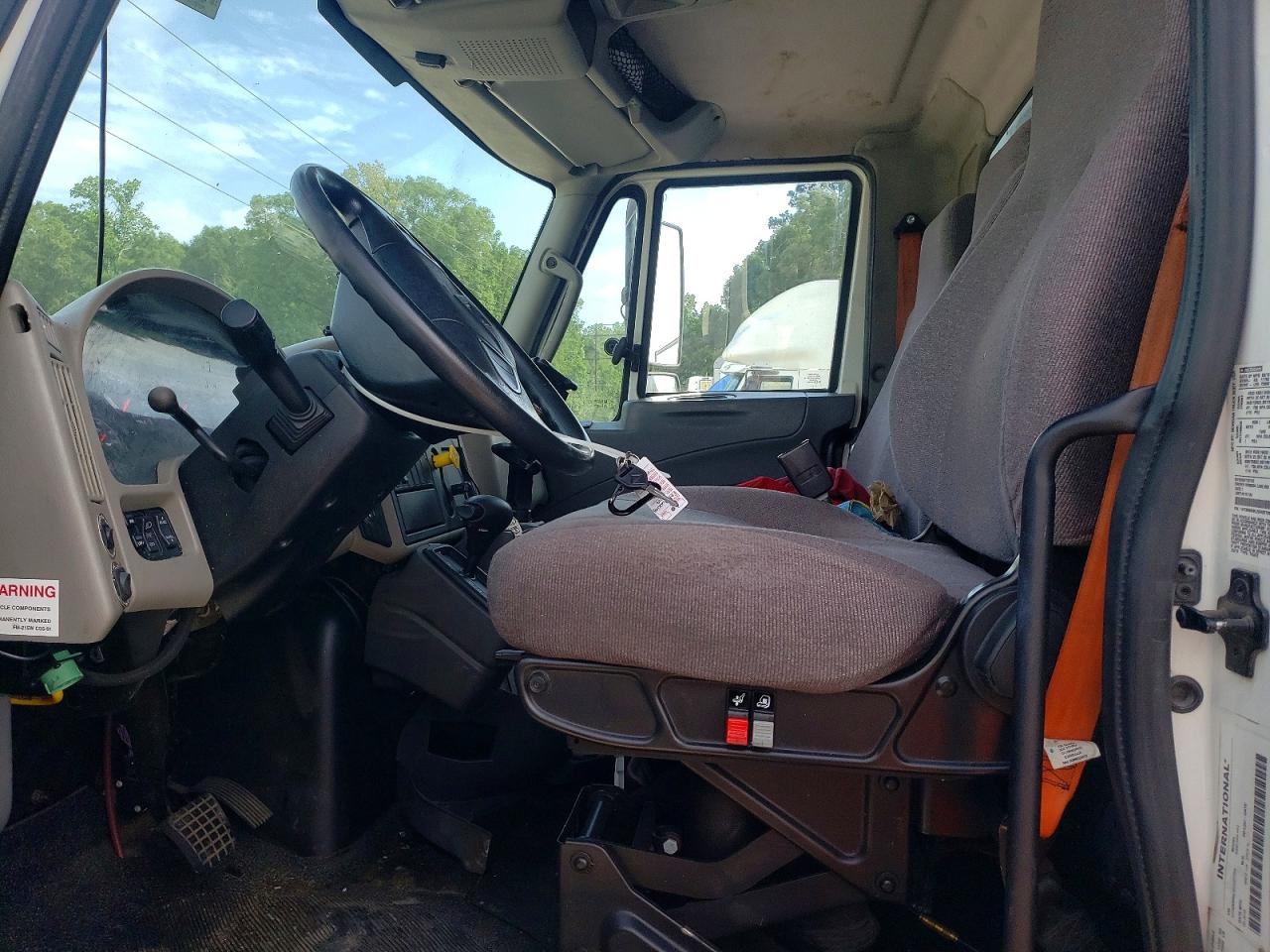 INTERNATIONAL 4000 2019 — 8