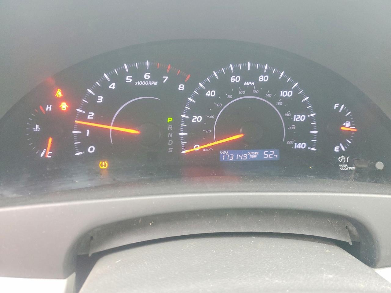 TOYOTA CAMRY 2010 — 10