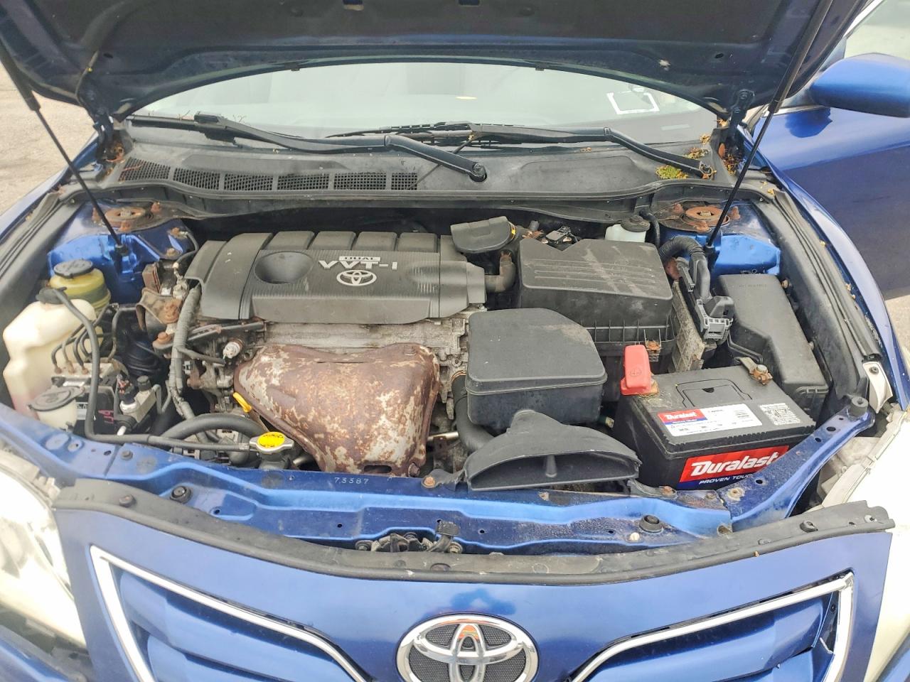 TOYOTA CAMRY 2010 — 12