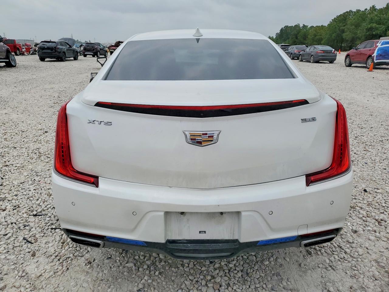CADILLAC XTS 2018 — 7
