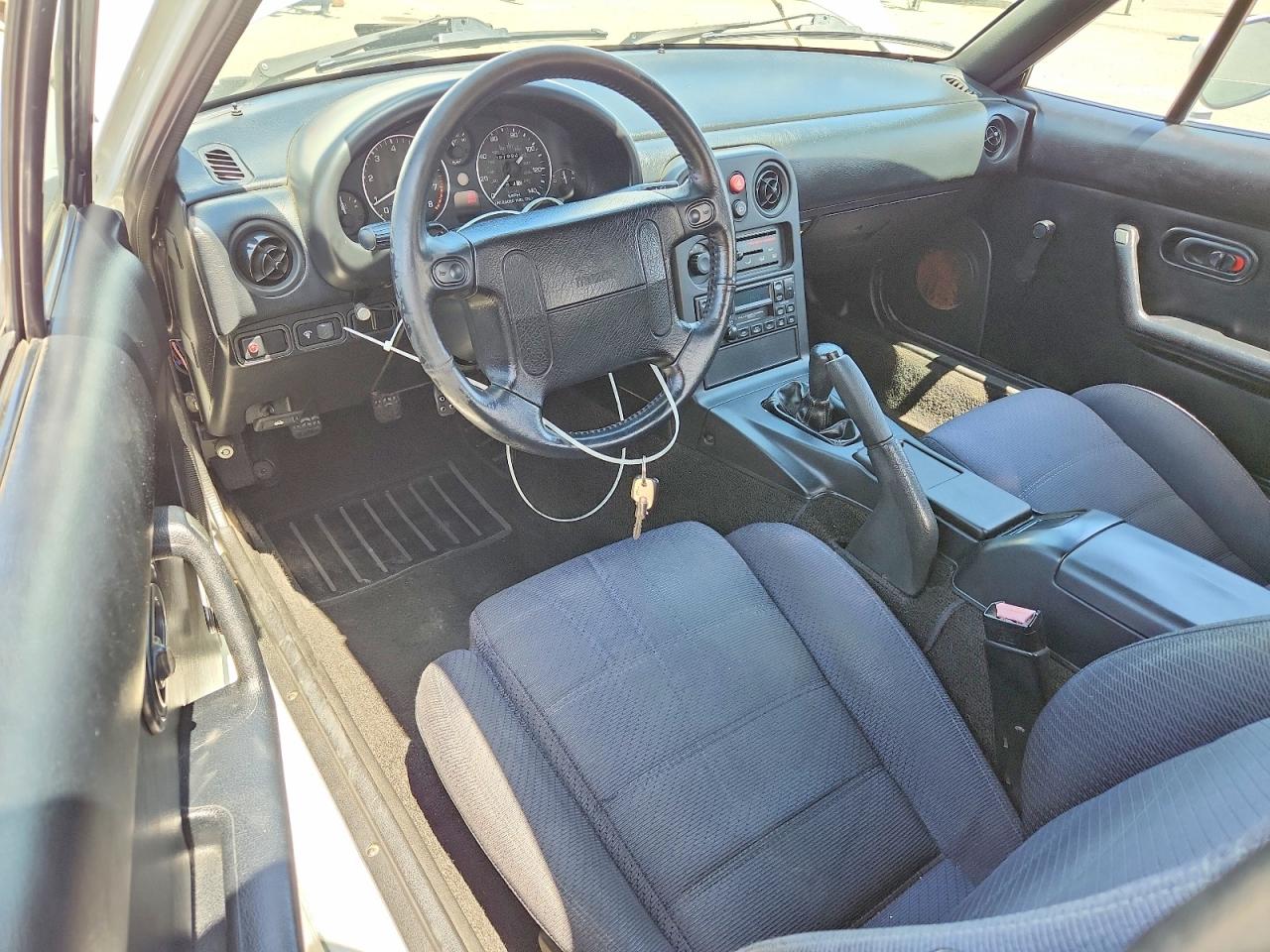 MAZDA MX-5 MIATA 1990 — 9