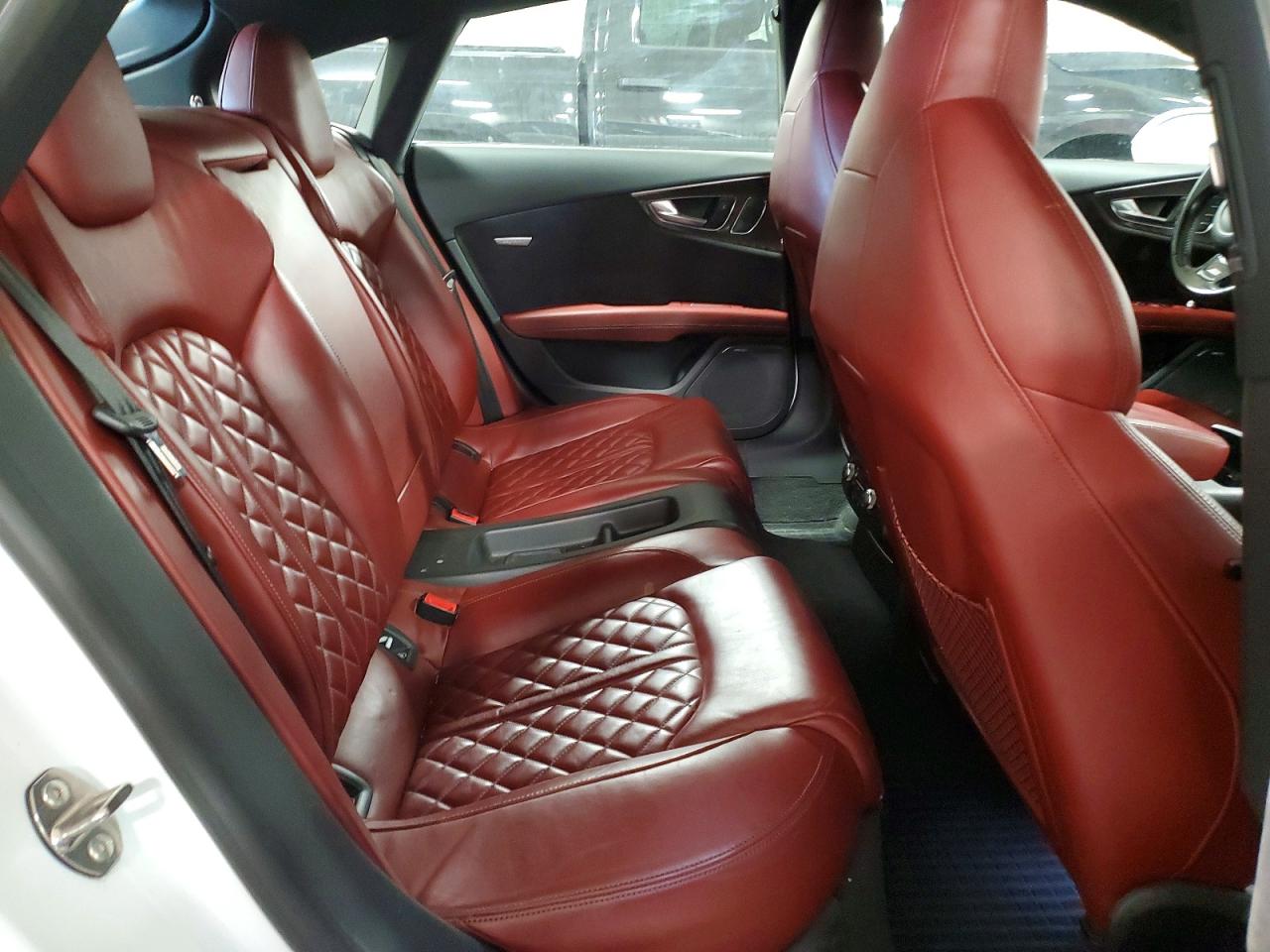 AUDI S7 2017 — 11