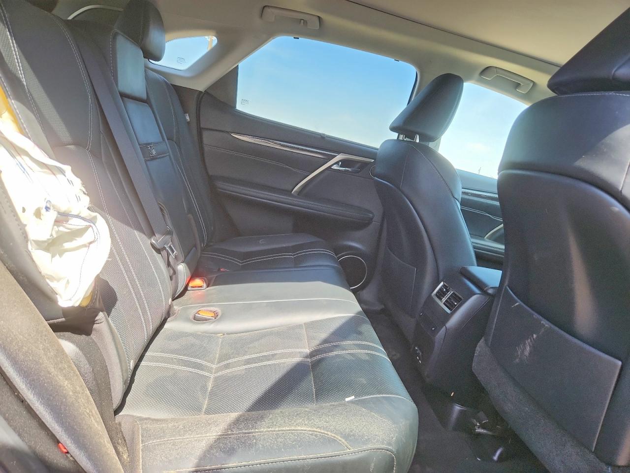 LEXUS RX 2022 — 12