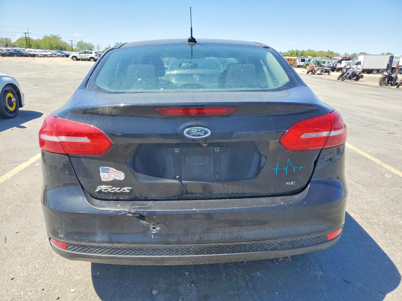 FORD FOCUS 2015 — 7