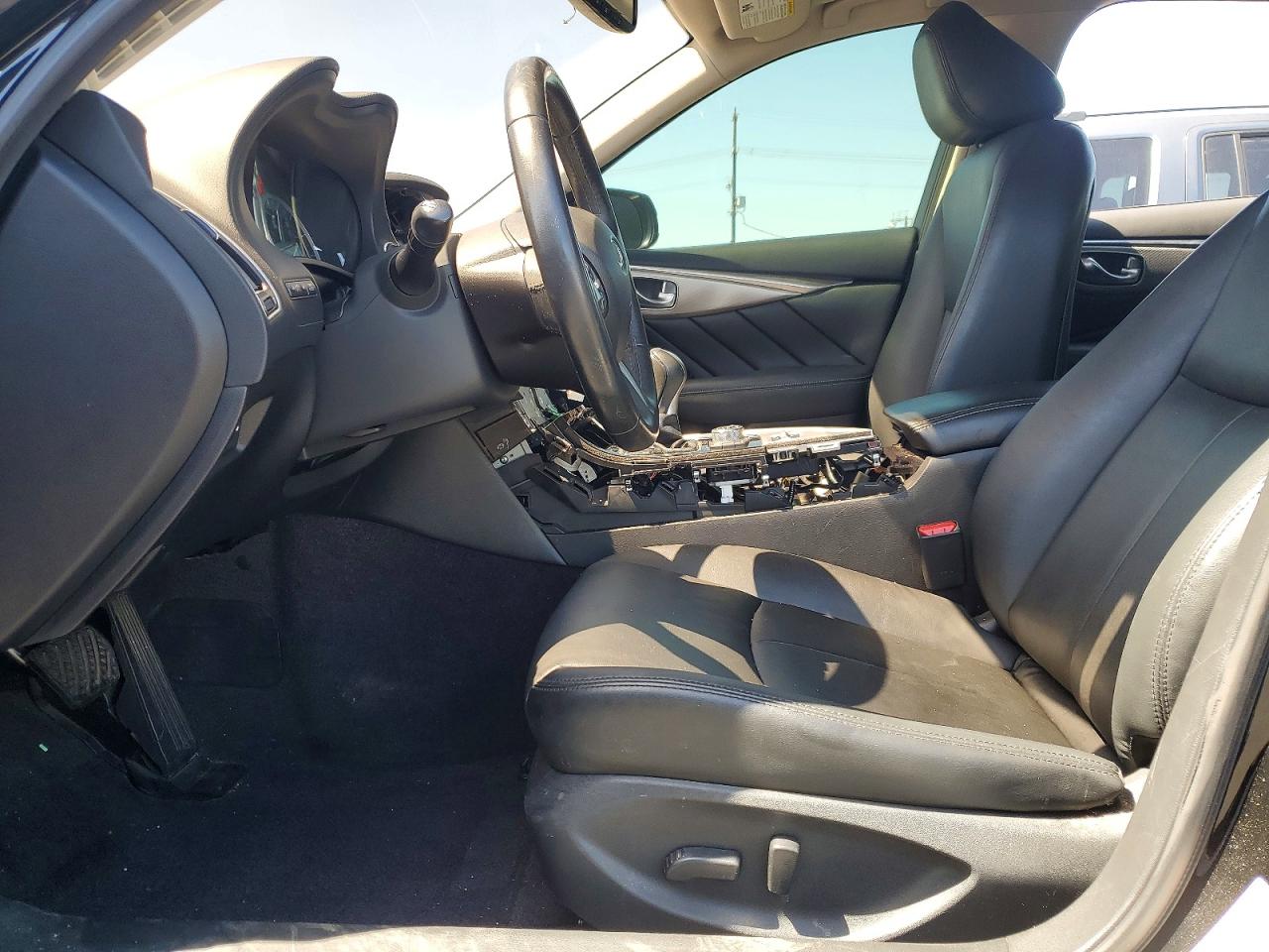 INFINITI Q50 2017 — 8