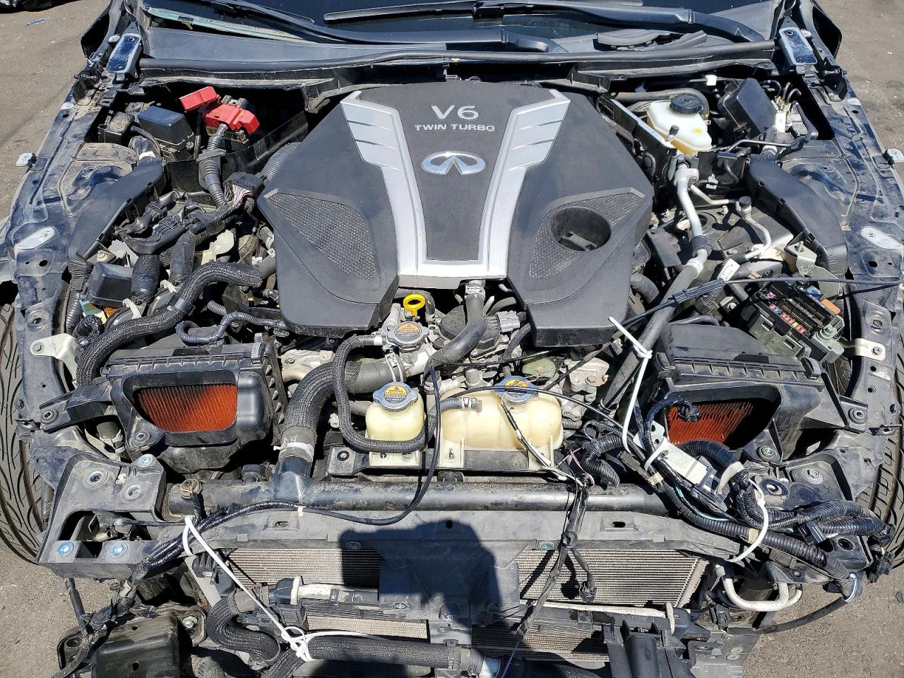 INFINITI Q50 2017 — 12