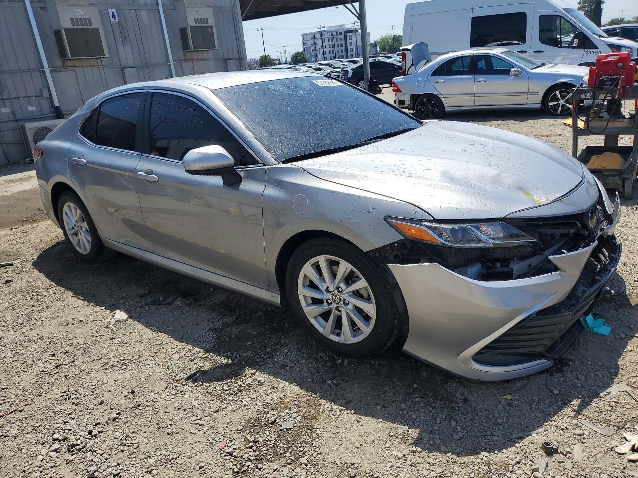 TOYOTA CAMRY 2022 — 5