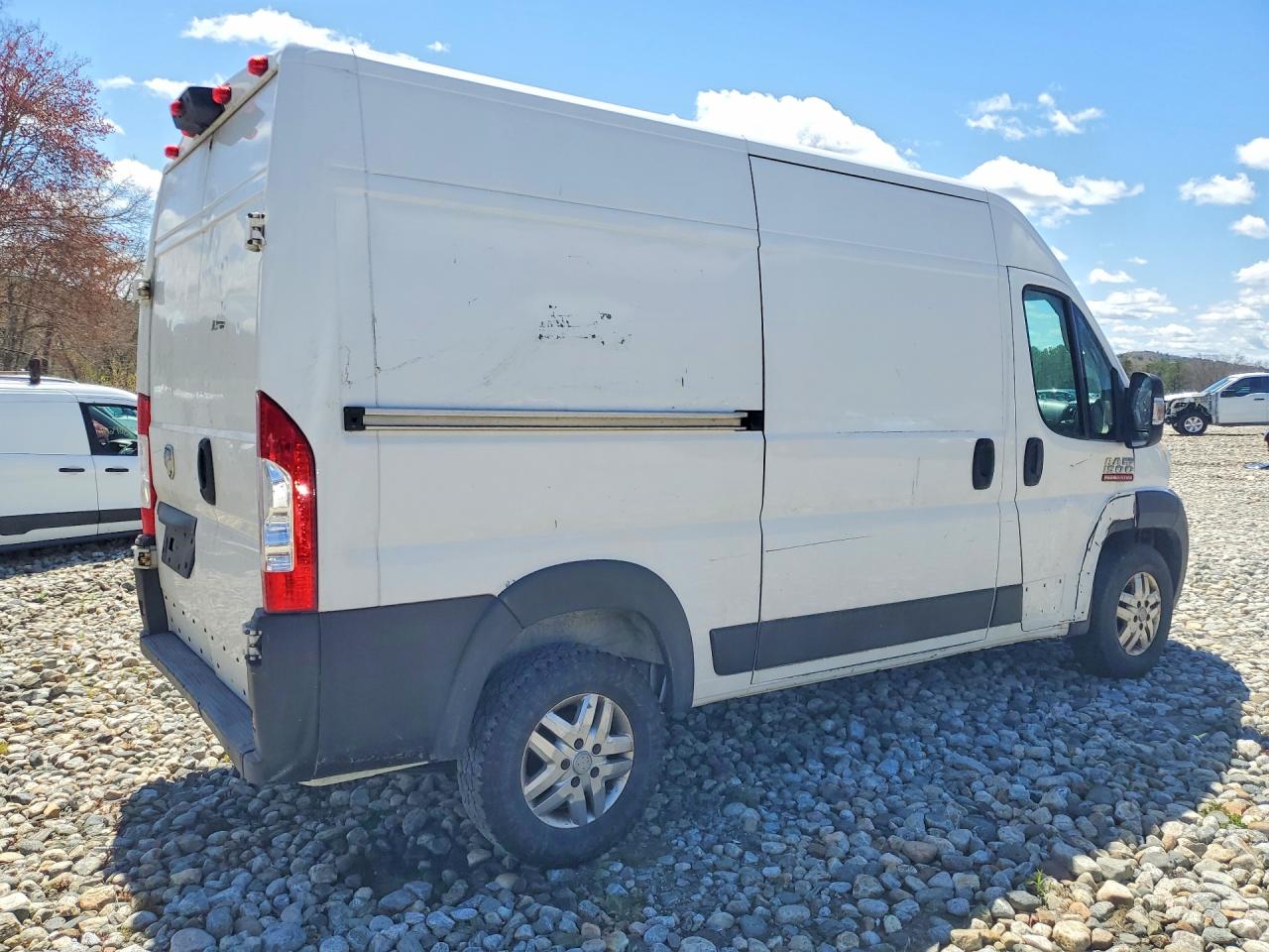 RAM PROMASTER 1500 2019 — 4