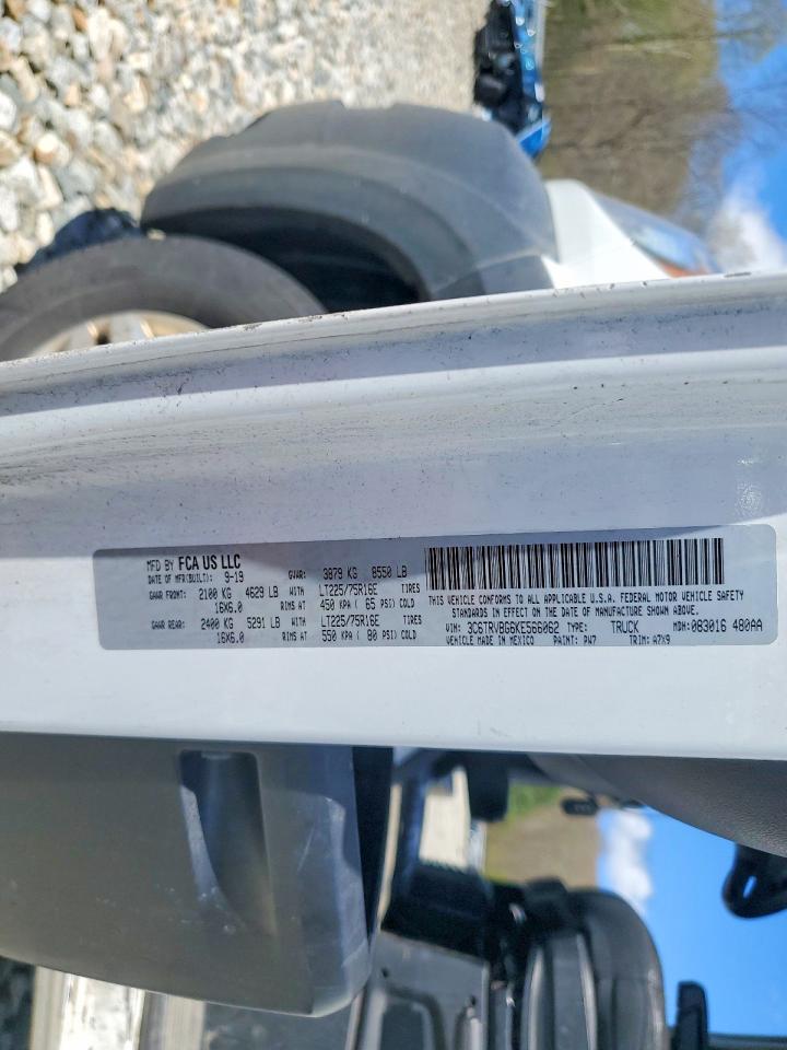 RAM PROMASTER 1500 2019 — 14