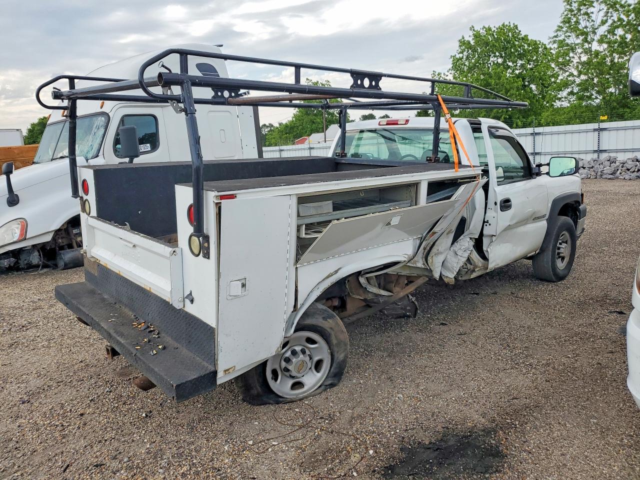 CHEVROLET SILVERADO 2005 — 4
