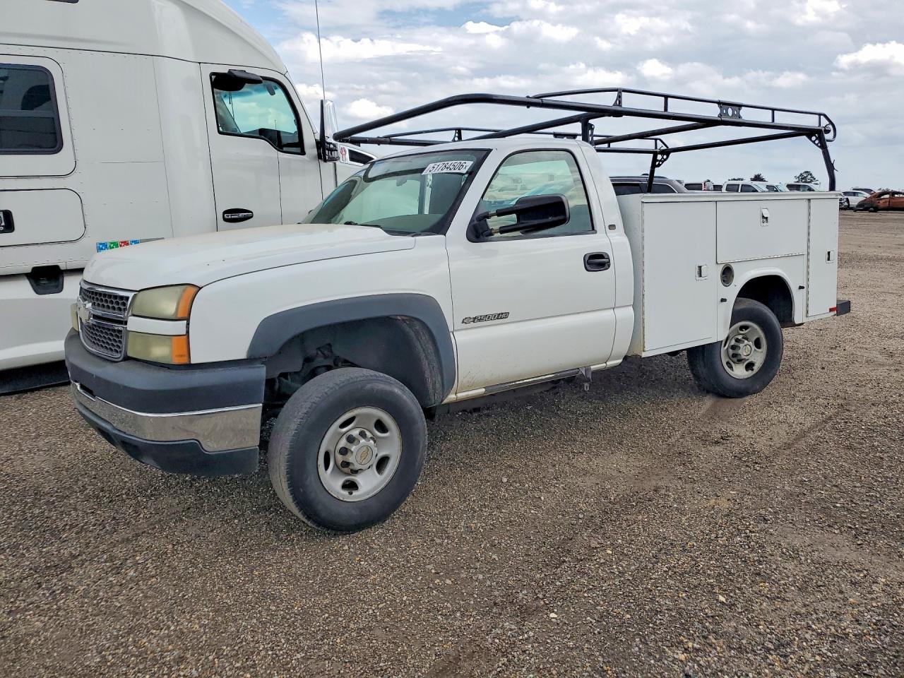 CHEVROLET SILVERADO 2005 — 2
