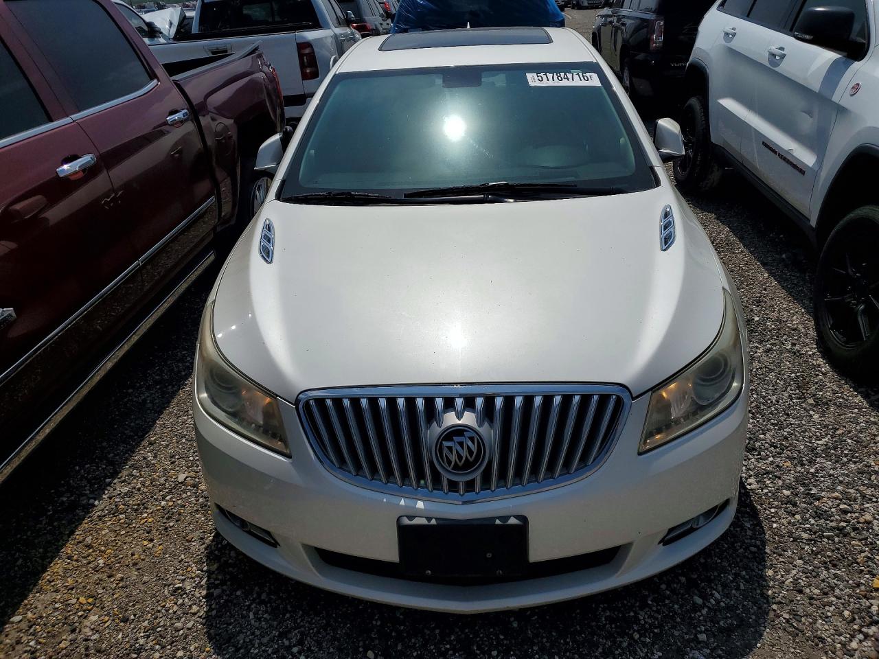 BUICK LACROSSE 2010 — 6
