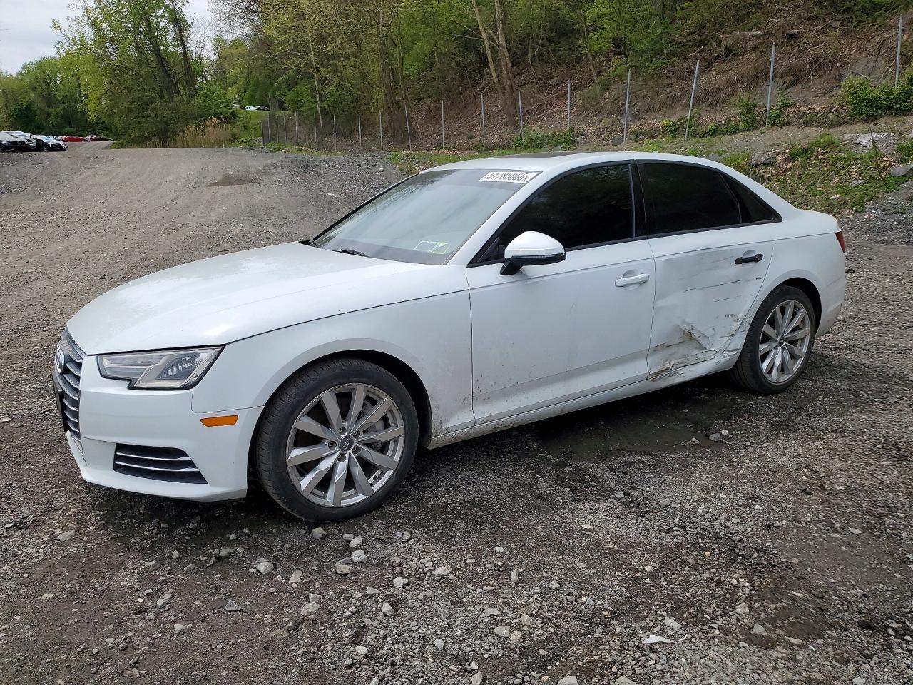 AUDI A4 2017 — 2
