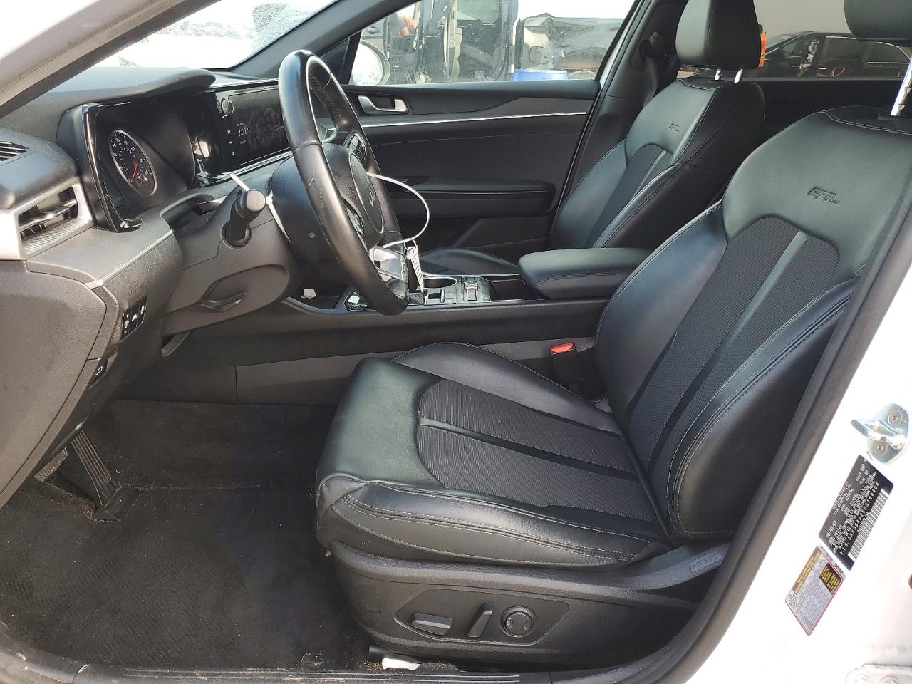 KIA K5 2023 — 8
