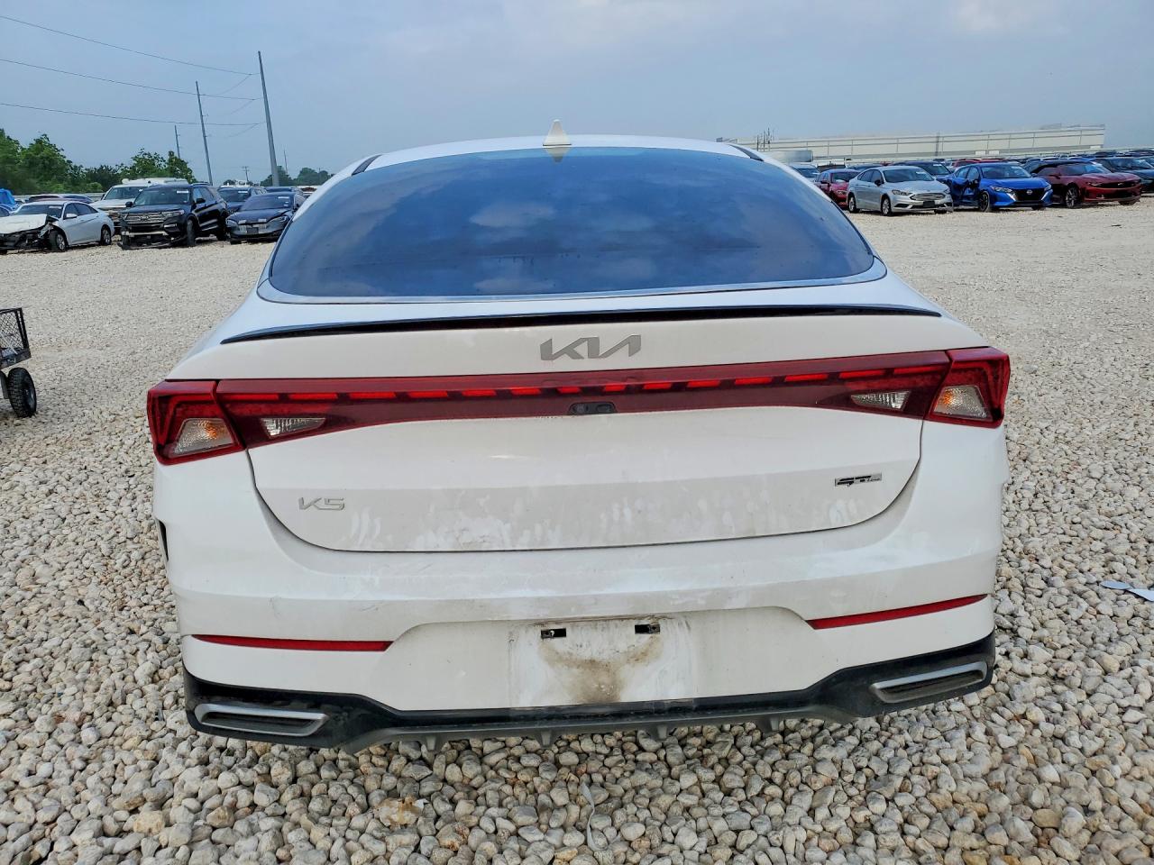 KIA K5 2023 — 7