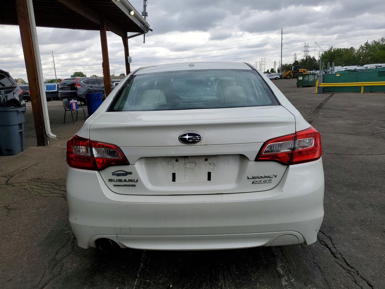 SUBARU LEGACY 2015 — 7