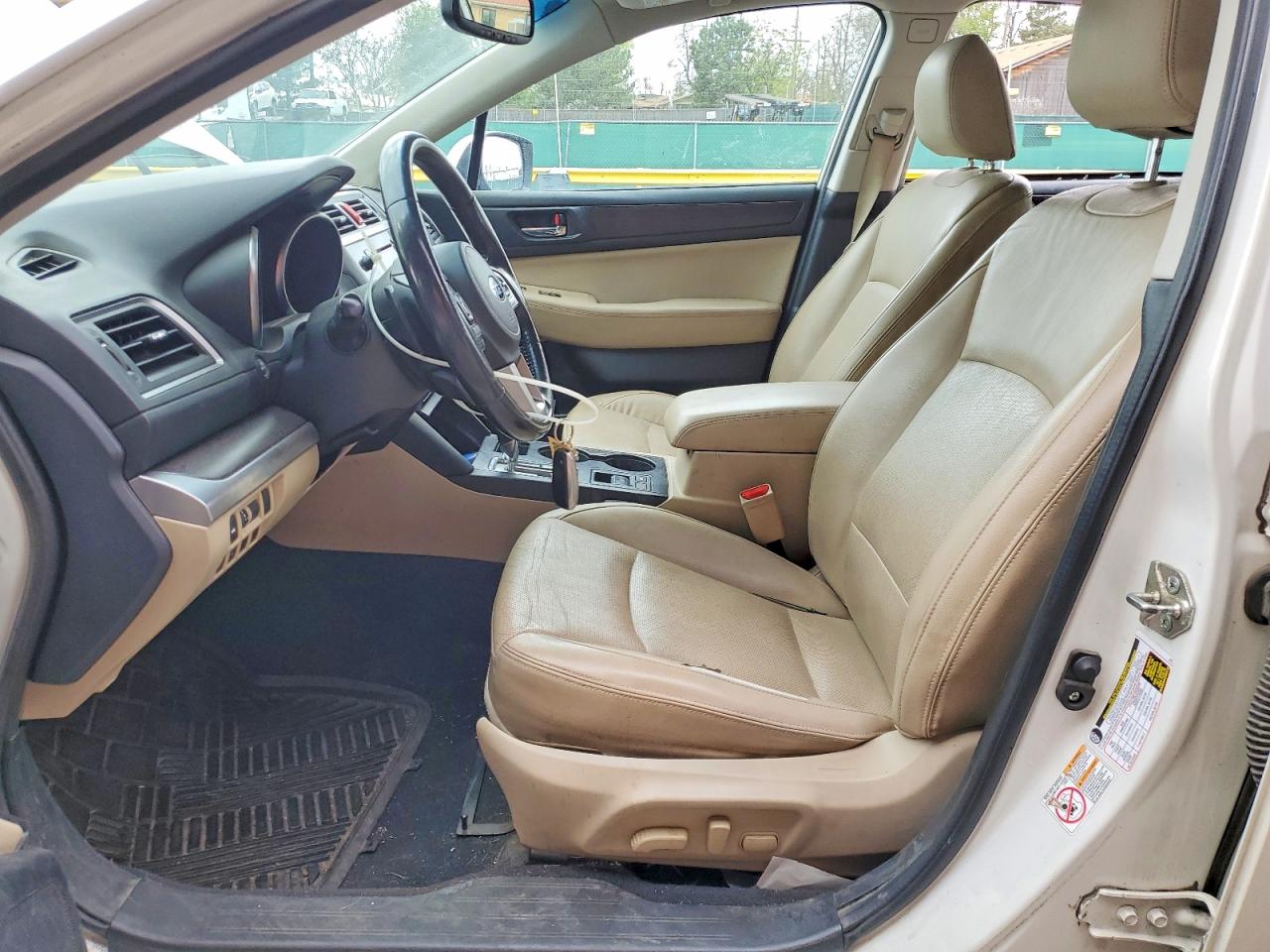 SUBARU LEGACY 2015 — 8