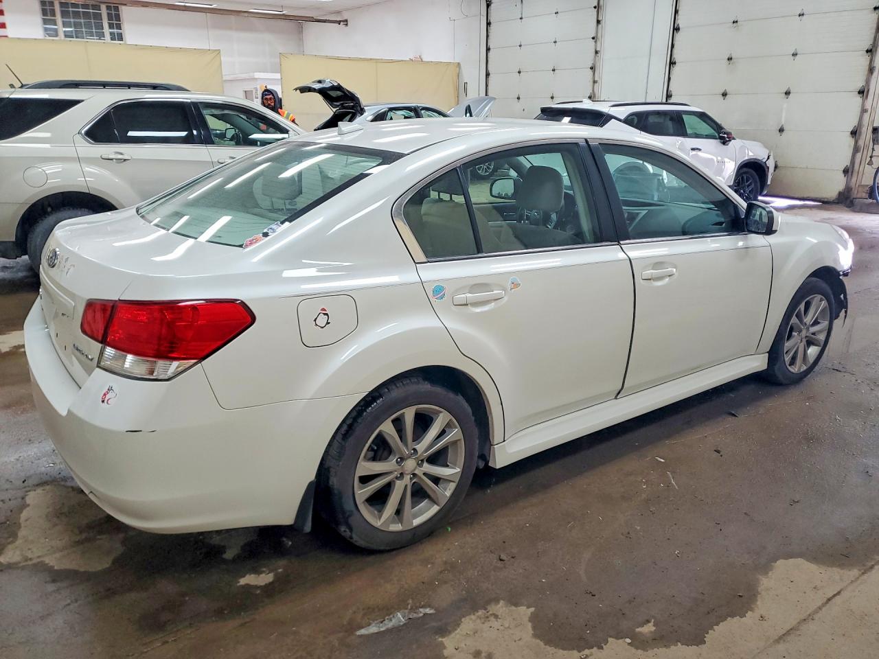 SUBARU LEGACY 2014 — 4
