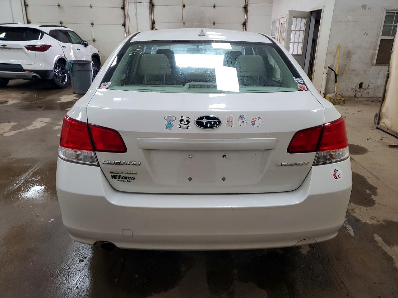SUBARU LEGACY 2014 — 7