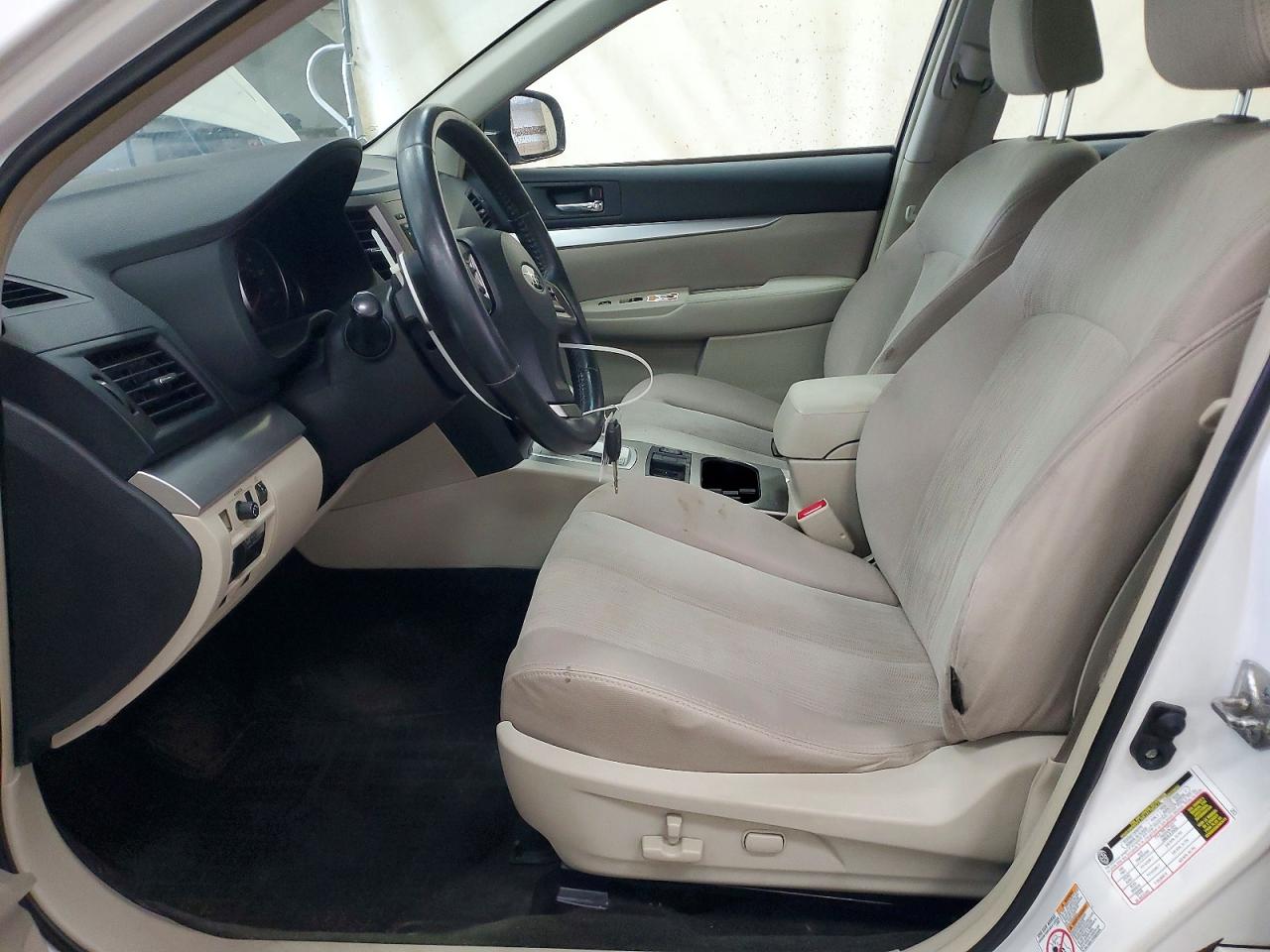 SUBARU LEGACY 2014 — 8