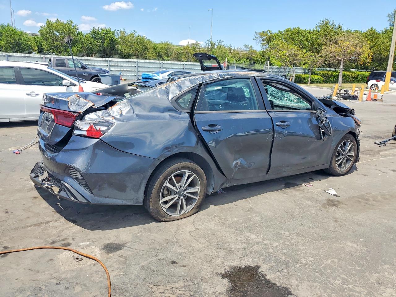 KIA FORTE 2022 — 4