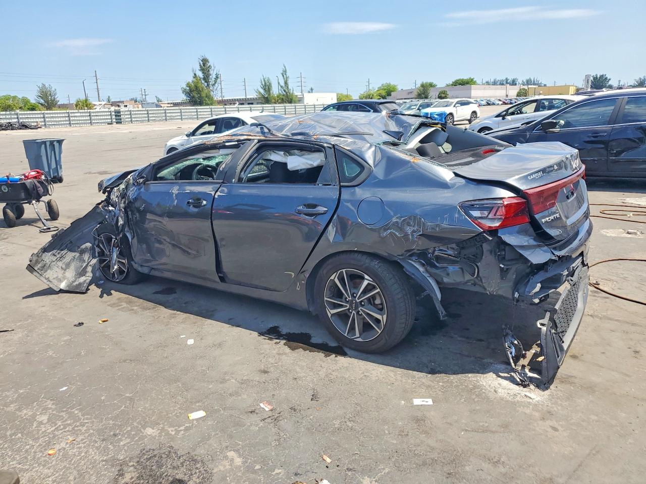 KIA FORTE 2022 — 3