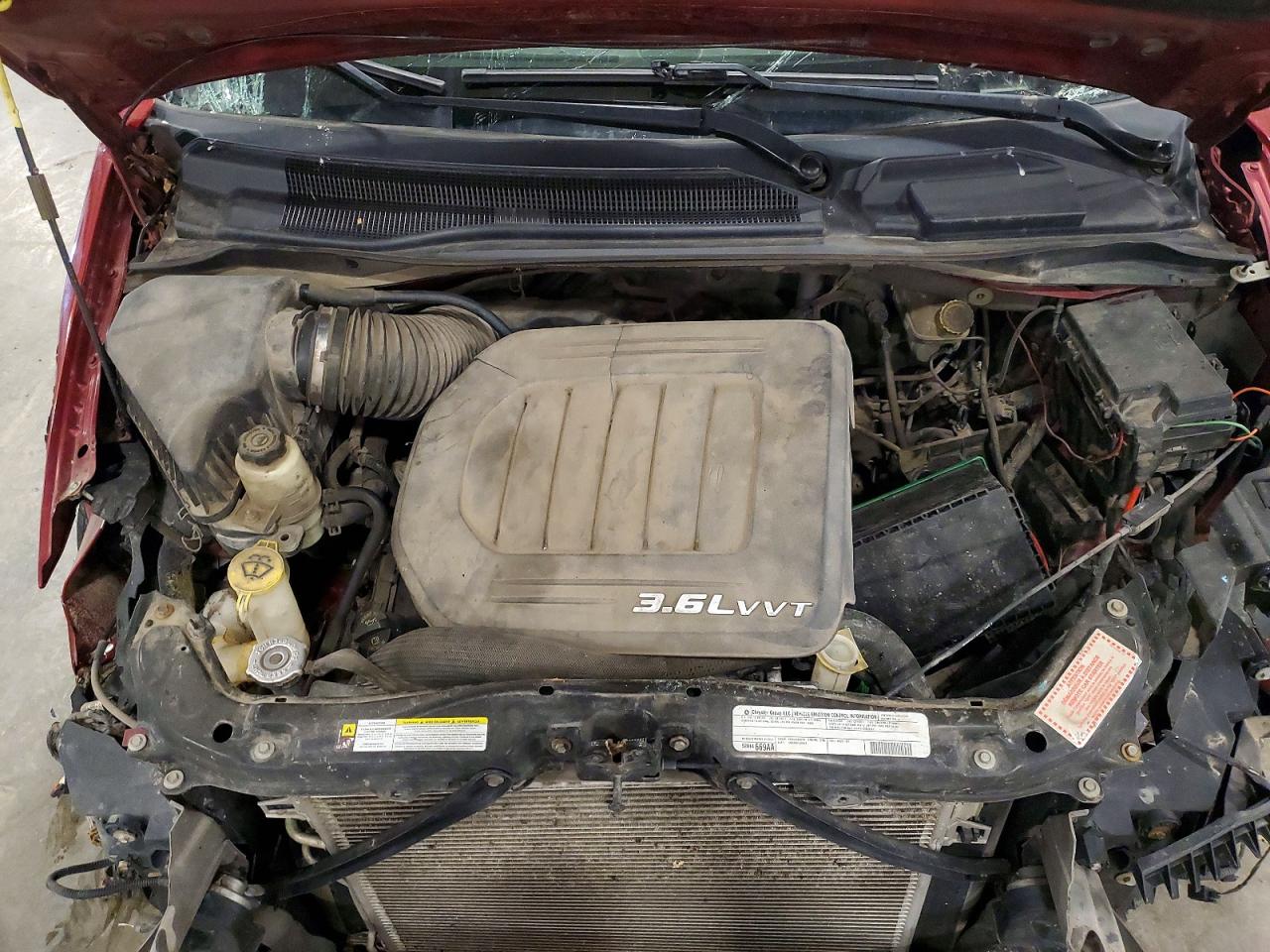 CHRYSLER TOWN & COUNTRY 2012 — 13