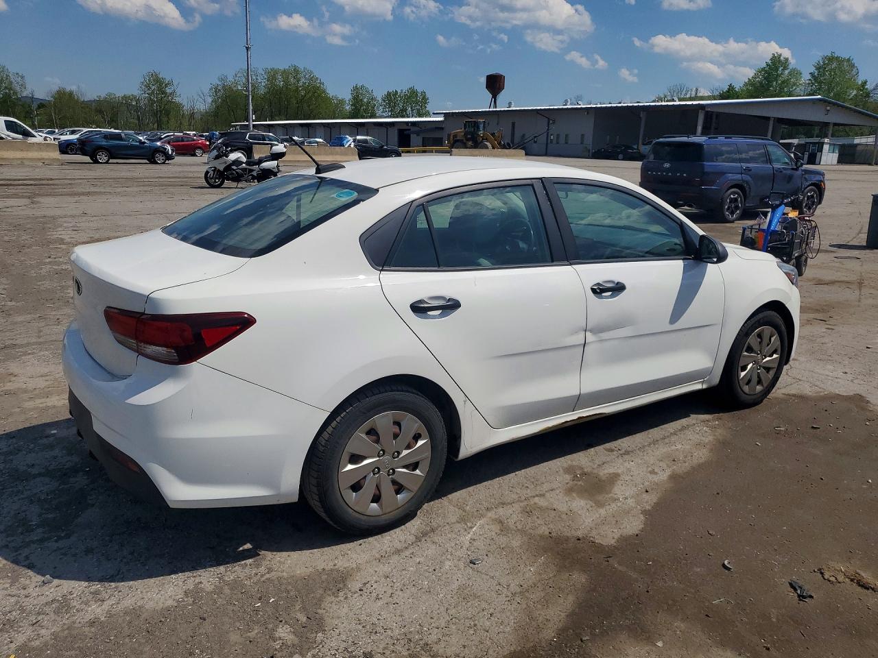 KIA RIO 2018 — 4