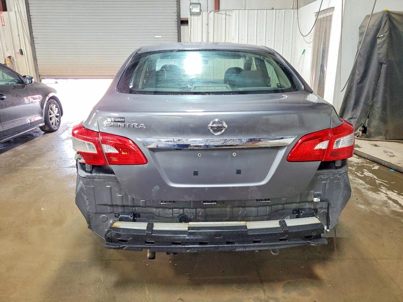 NISSAN SENTRA 2018 — 7