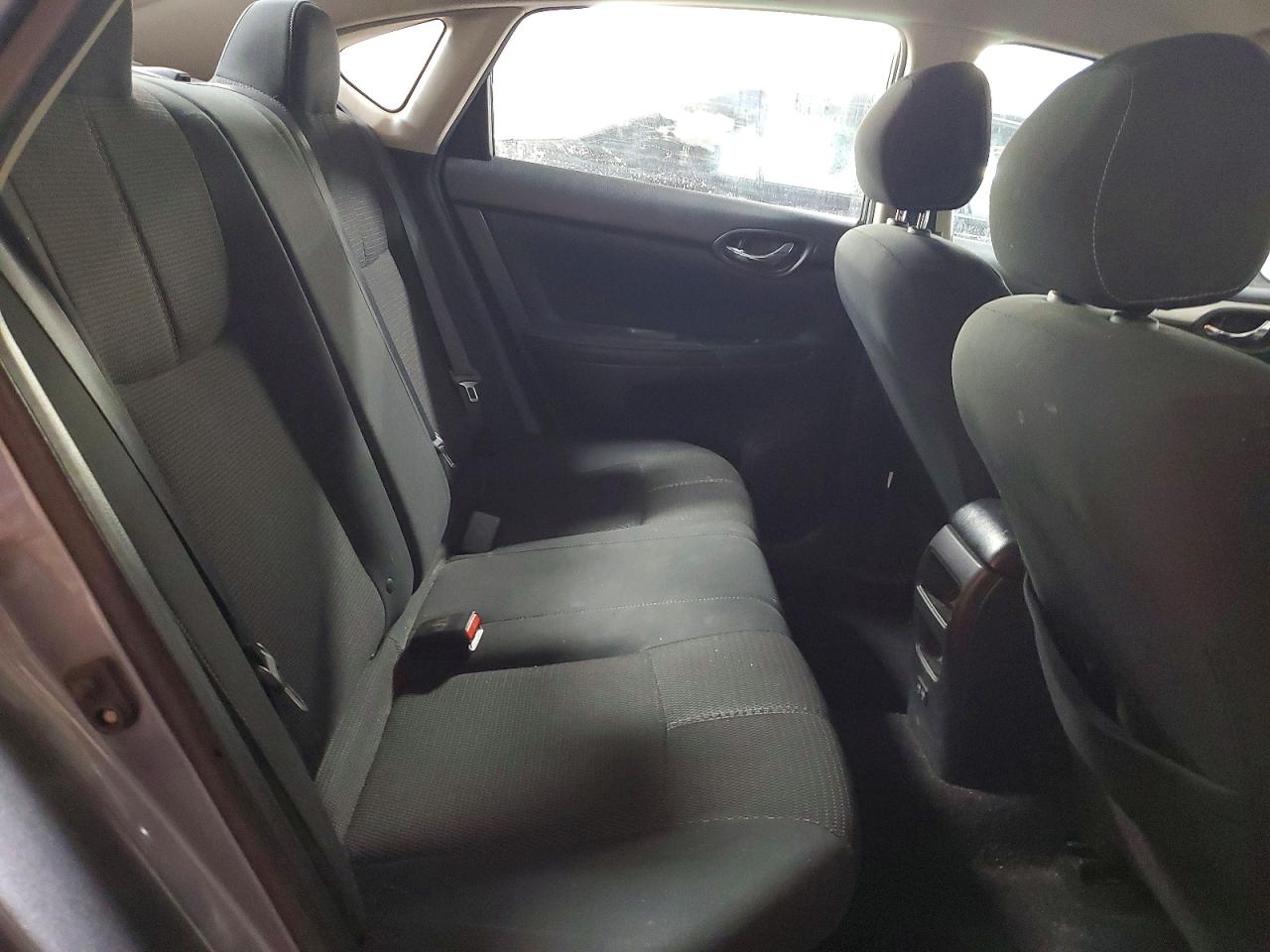 NISSAN SENTRA 2018 — 11