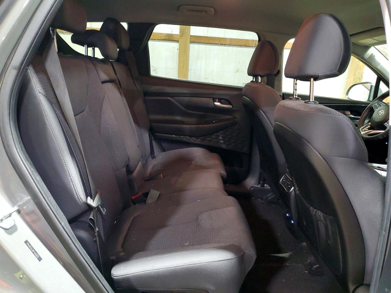 HYUNDAI SANTA FE 2023 — 12