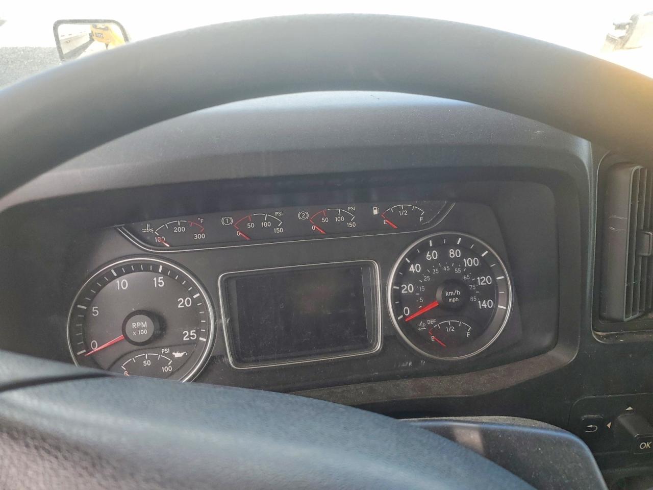 INTERNATIONAL LT625 2020 — 9