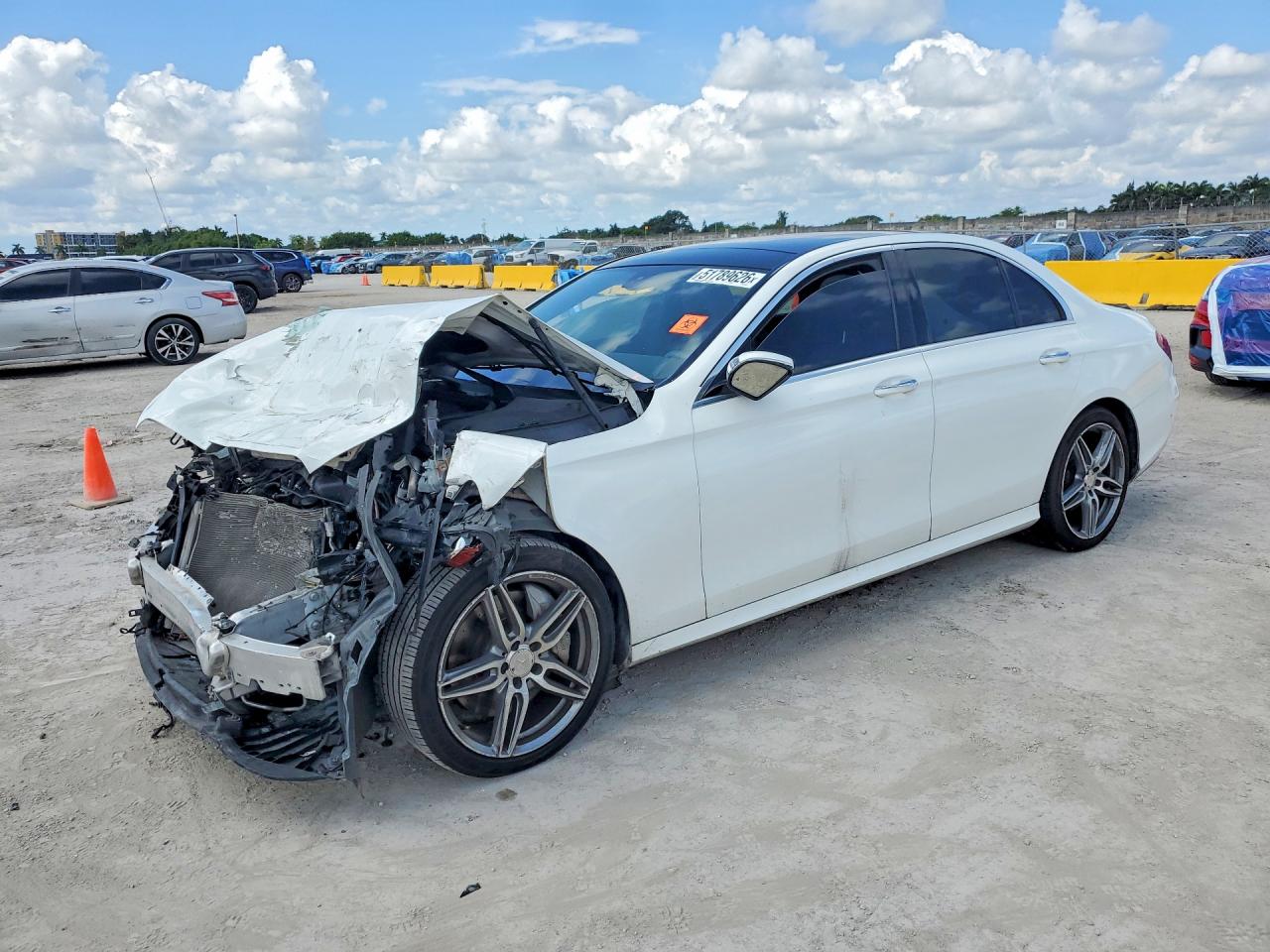 MERCEDES-BENZ E 2017 — 2