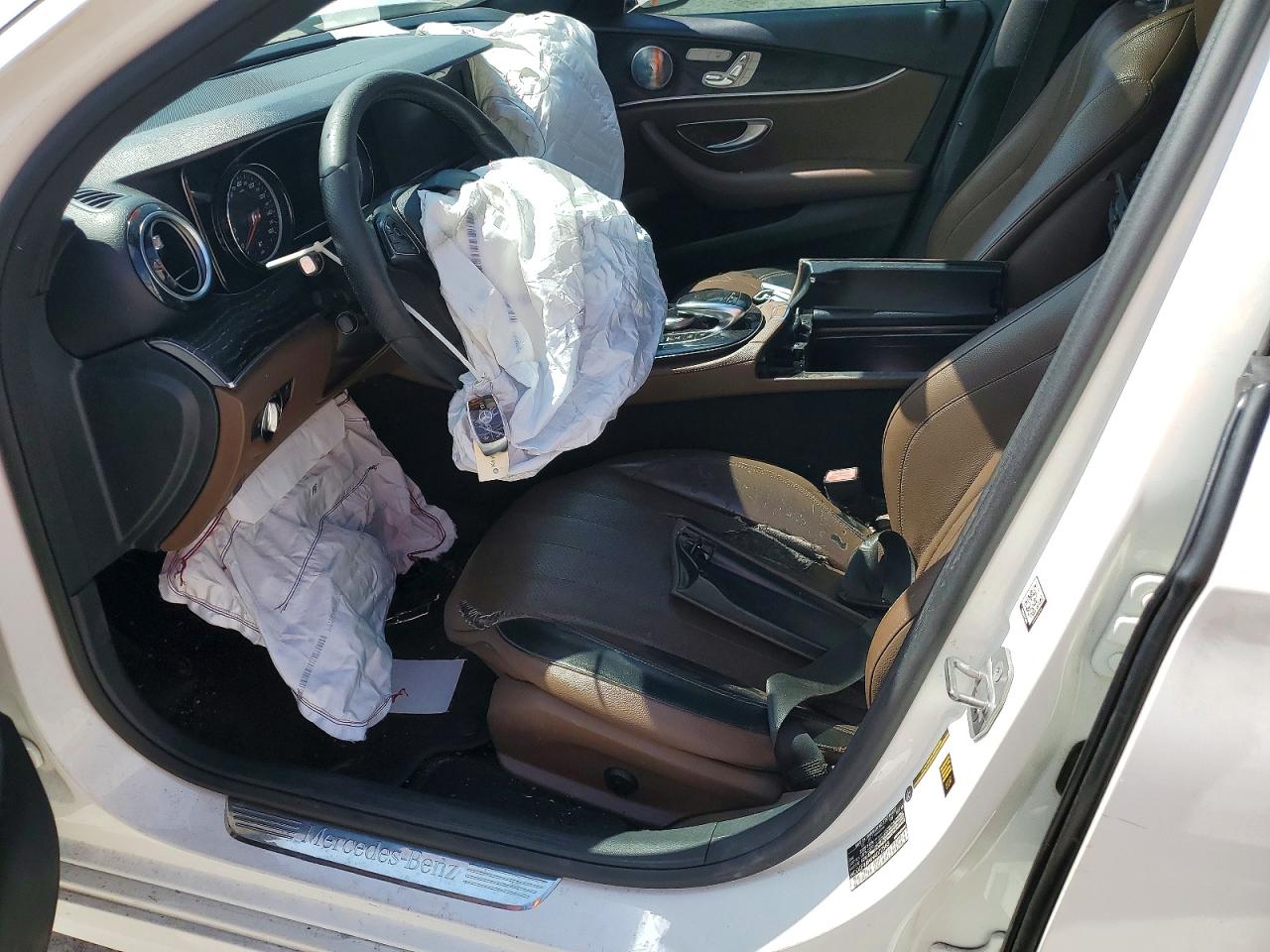 MERCEDES-BENZ E 2017 — 8