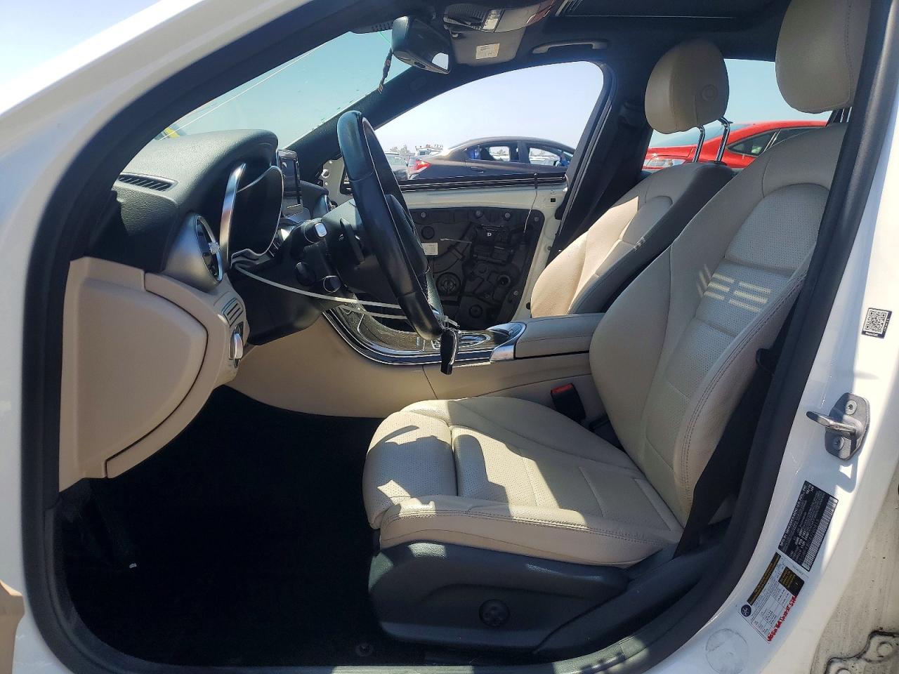 MERCEDES-BENZ C 2018 — 8