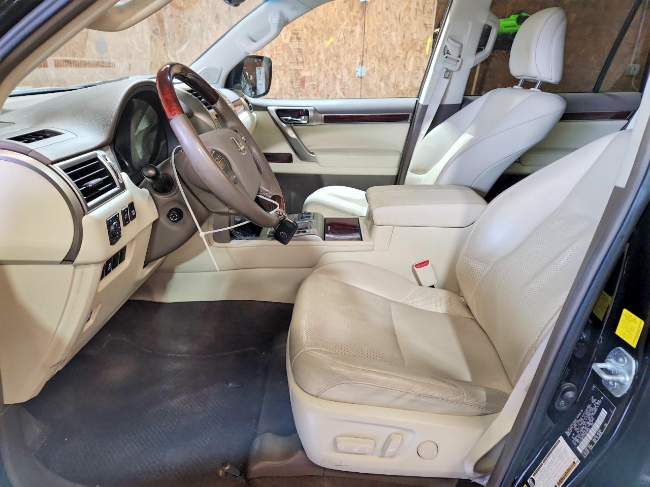 LEXUS GX 2011 — 8