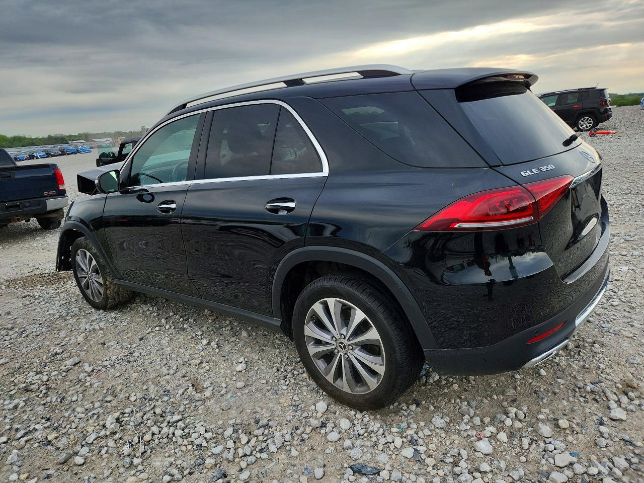 MERCEDES-BENZ GLE 2022 — 3