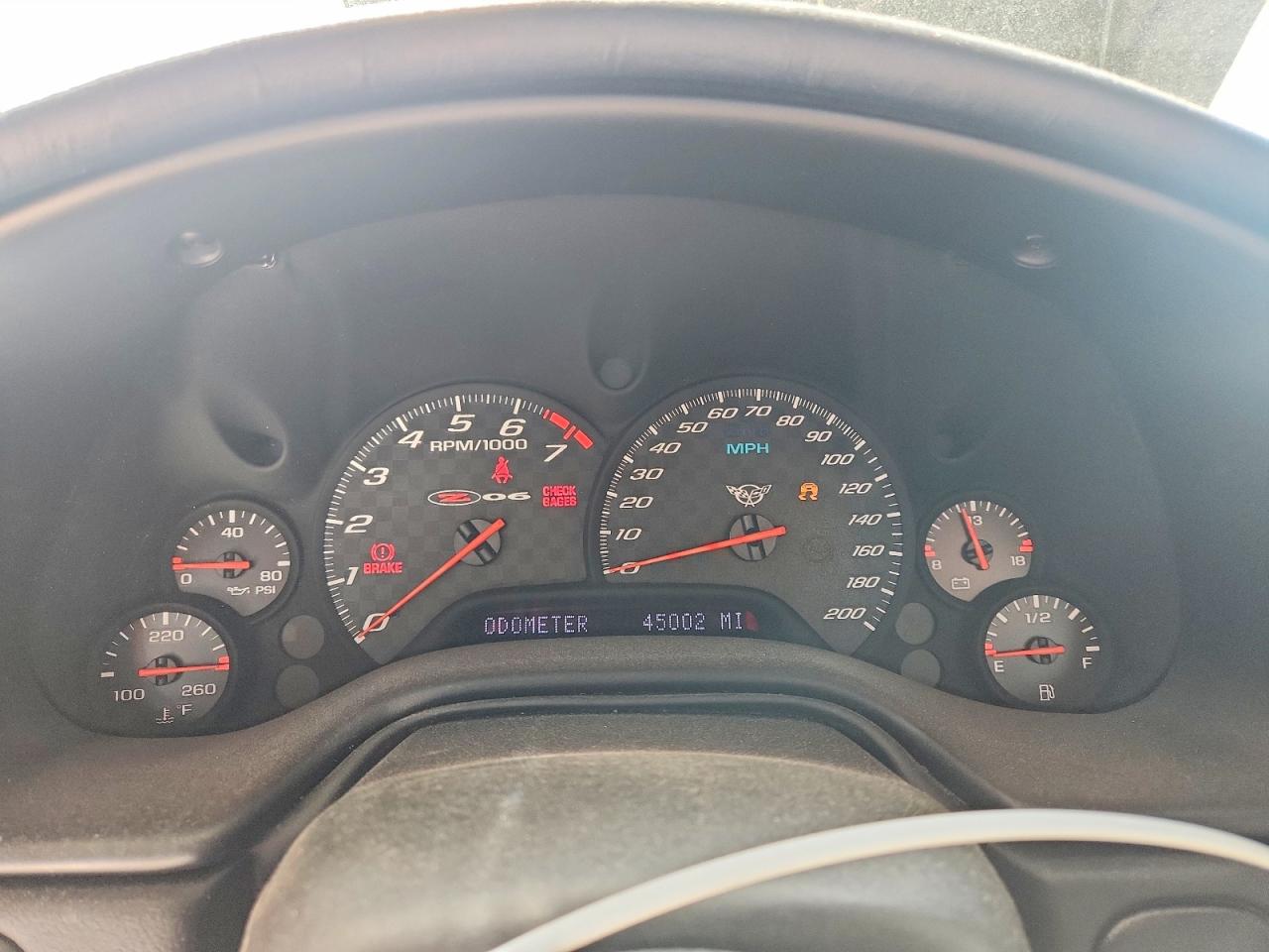 CHEVROLET CORVETTE 2003 — 10