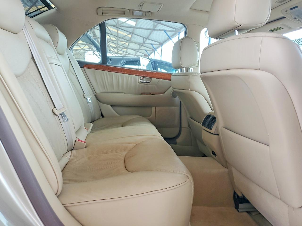 LEXUS LS 2006 — 11
