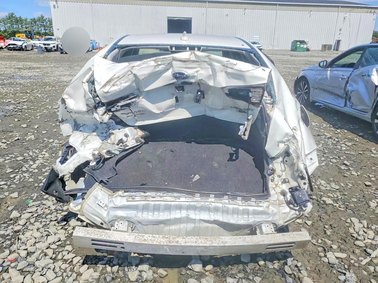 SUBARU LEGACY 2022 — 7
