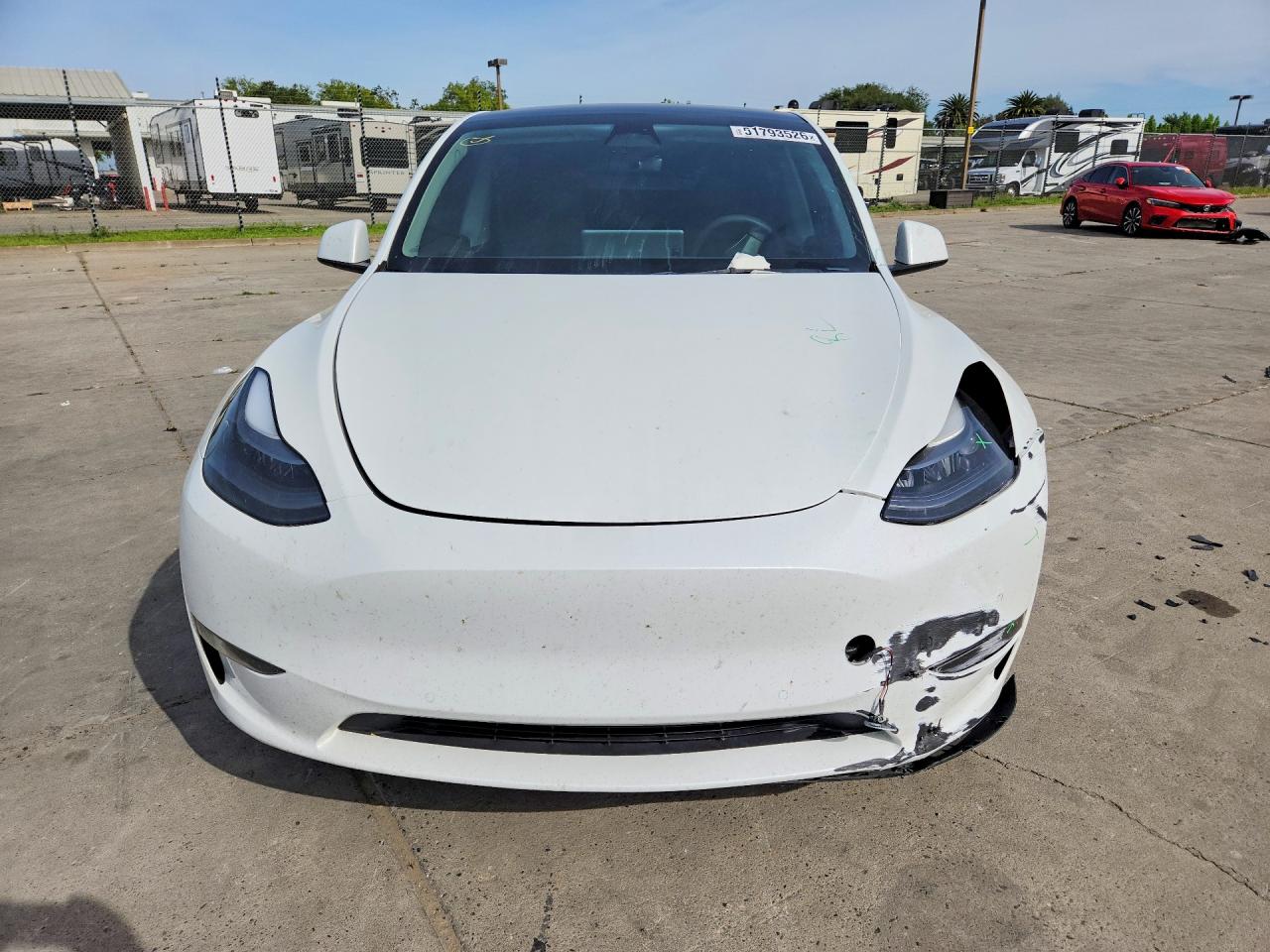 TESLA MODEL Y 2022 — 6