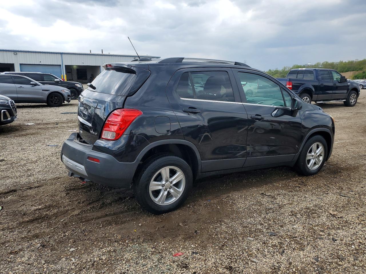 CHEVROLET TRAX 2015 — 4