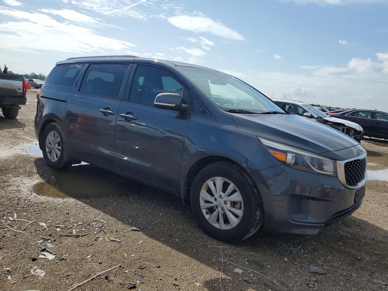 KIA SEDONA 2016 — 5