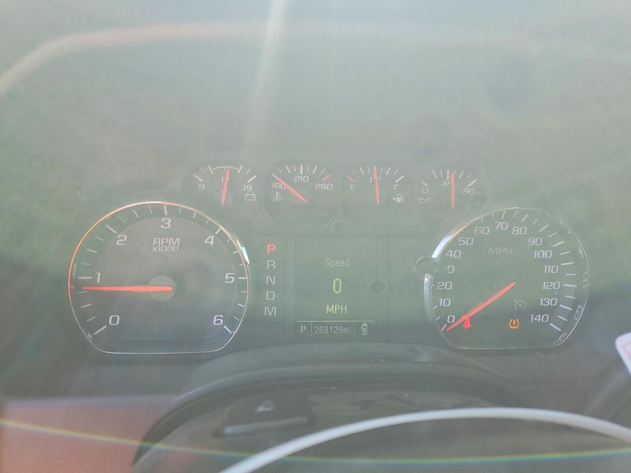 CHEVROLET SILVERADO 2016 — 10
